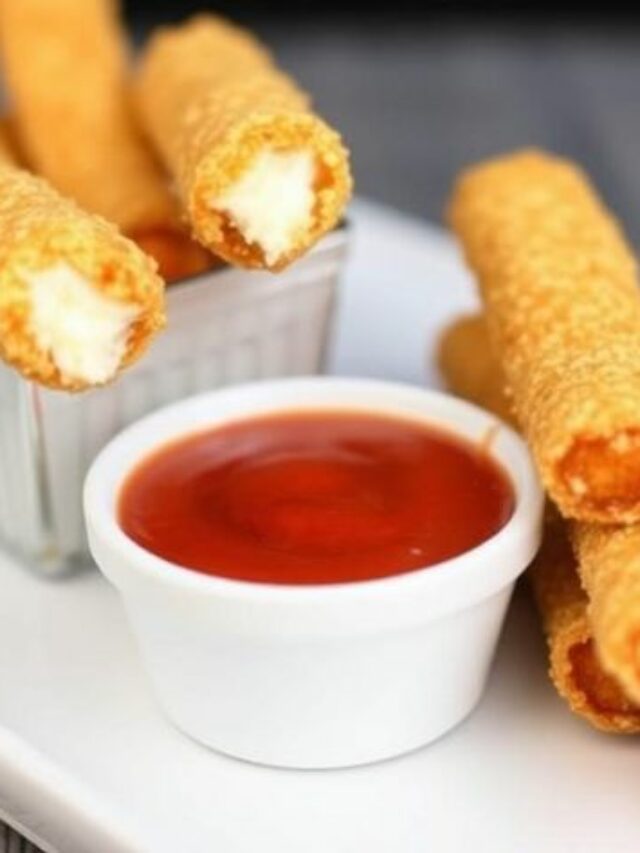 Crispy Mozzarella Bites with Marinara & Creamy Dipping Sauce – The Ultimate Appetizer