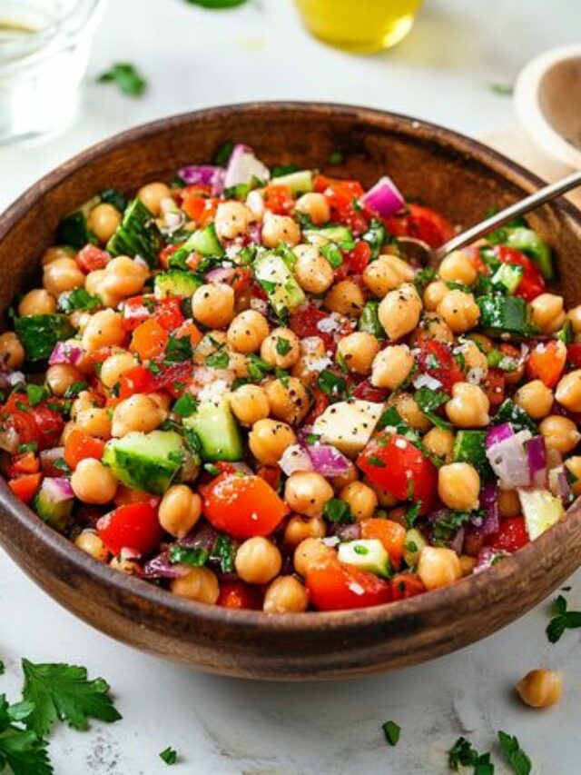 Easy and Delicious Chickpea Chopped Salad