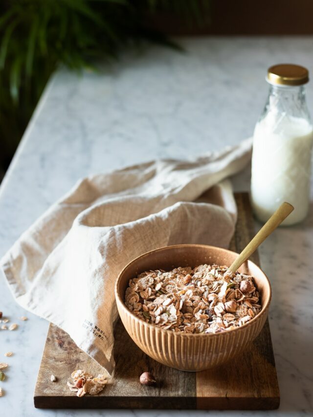 7 Foods That Naturally Lower Your Bad Cholesterol