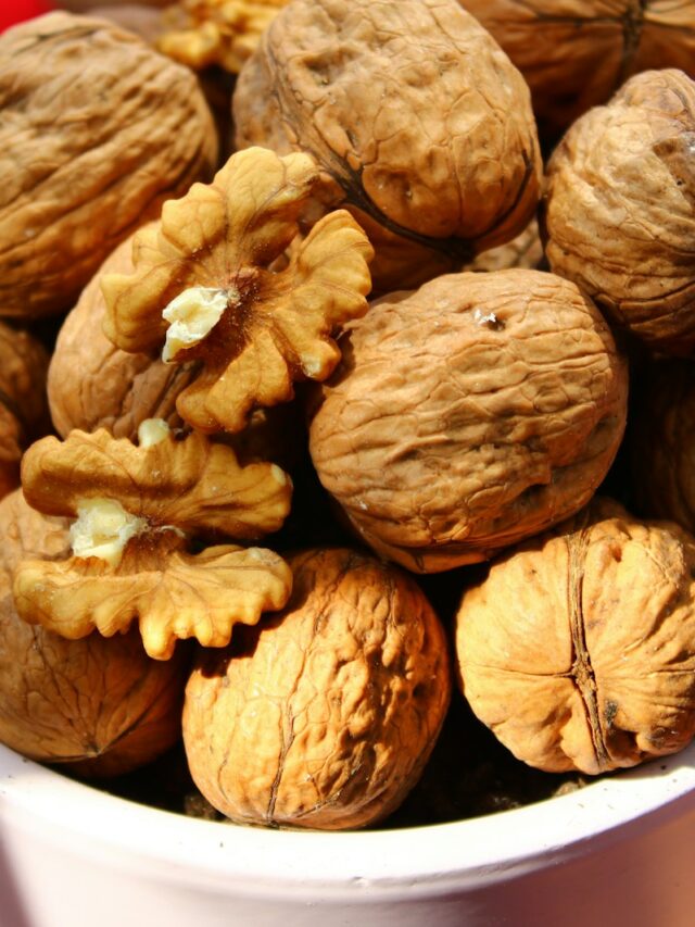 8 Reasons to Add More Walnuts to Your Diet